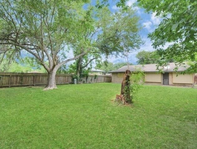 4803 Beechaven Street, Houston, TX 77053
