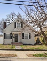 94 Waller Street, Providence, RI 02908