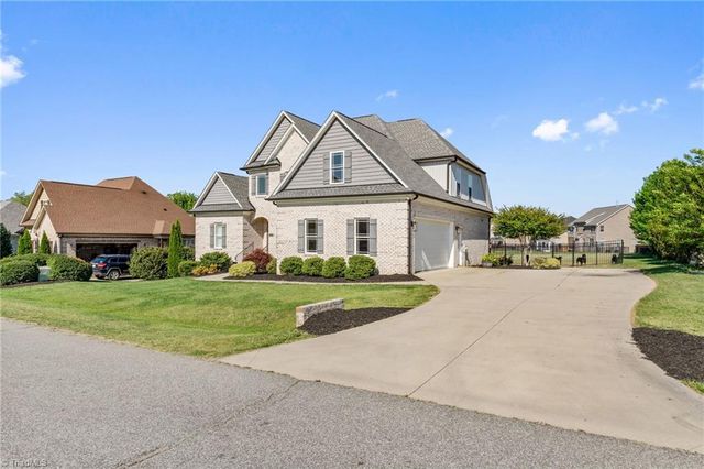 7802 Front Nine Drive, Stokesdale, NC 27357
