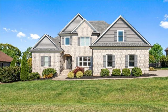 7802 Front Nine Drive, Stokesdale, NC 27357