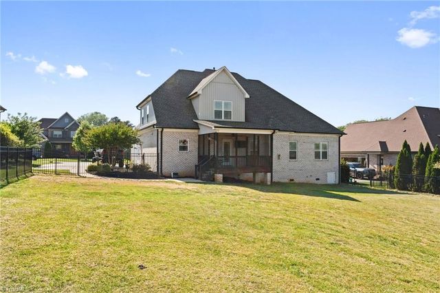 7802 Front Nine Drive, Stokesdale, NC 27357