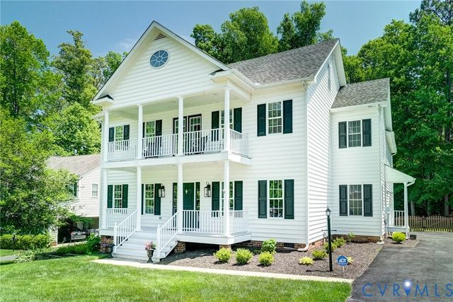 9109 Carrington Woods Dr, Glen Allen, VA 23060