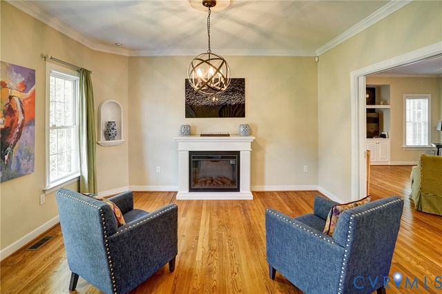 9109 Carrington Woods Dr, Glen Allen, VA 23060