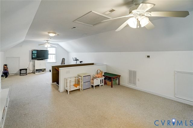 9109 Carrington Woods Dr, Glen Allen, VA 23060