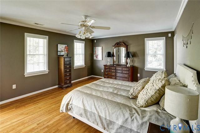 9109 Carrington Woods Dr, Glen Allen, VA 23060
