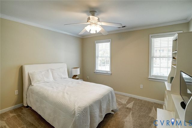 9109 Carrington Woods Dr, Glen Allen, VA 23060