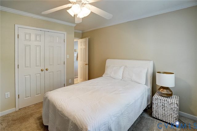 9109 Carrington Woods Dr, Glen Allen, VA 23060