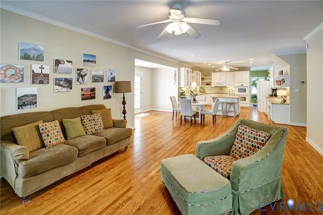 9109 Carrington Woods Dr, Glen Allen, VA 23060