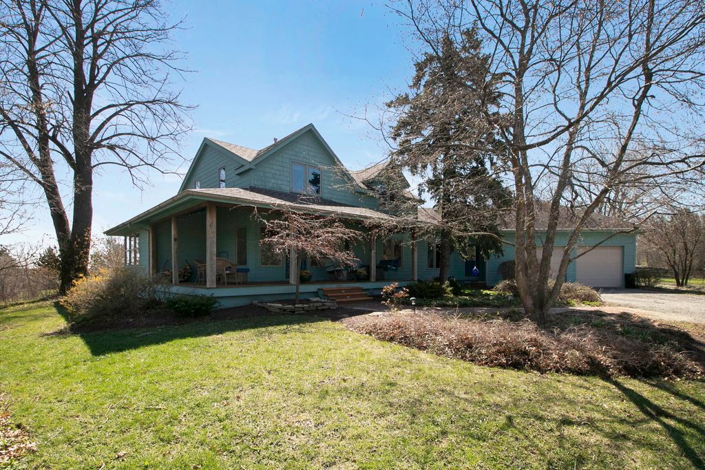 859 Old Kirk Road, Geneva, IL 60134