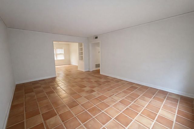 1928 North Blvd 01, Houston, TX 77098