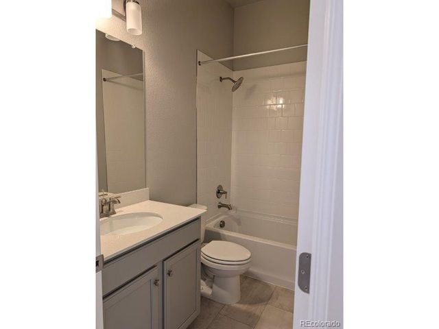 3425 Ballinger Cir, Mead, CO 80542