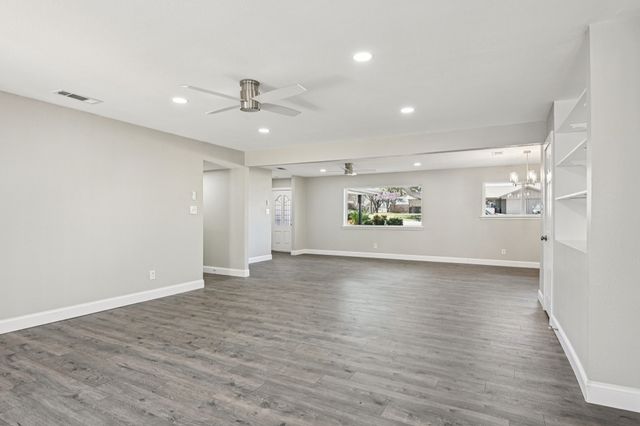 4350 Wedgmont Circle S, Fort Worth, TX 76133