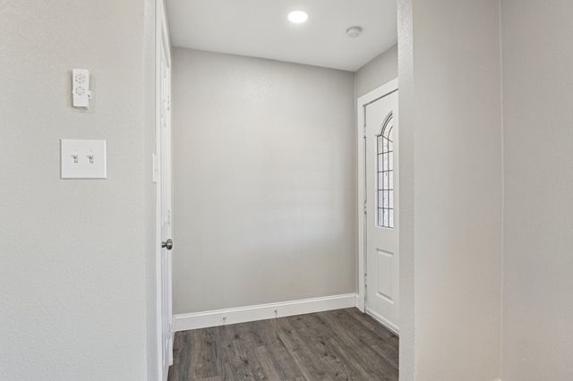 4350 Wedgmont Circle S, Fort Worth, TX 76133