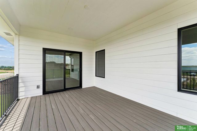 11722 S 124th Avenue, Papillion, NE 68046