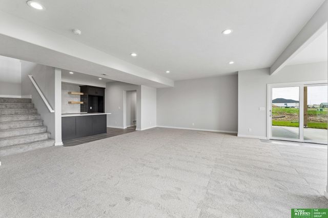 11722 S 124th Avenue, Papillion, NE 68046