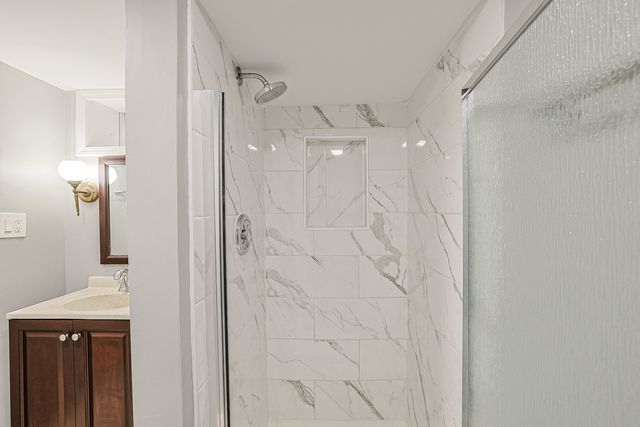 7501 East Prairie Road, Skokie, IL 60076