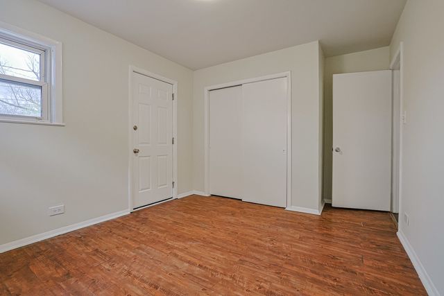 7501 East Prairie Road, Skokie, IL 60076