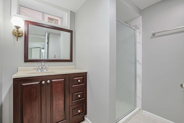 7501 East Prairie Road, Skokie, IL 60076