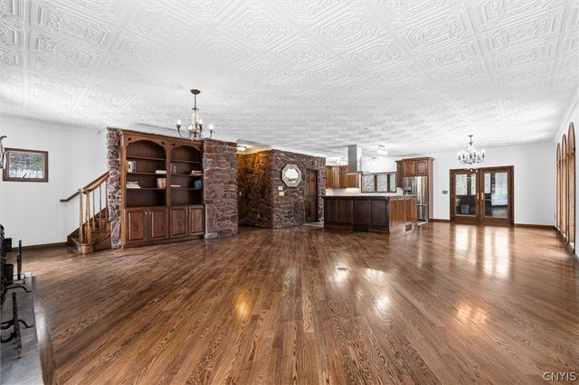 150 Valleygate Drive, Parish, NY 13131