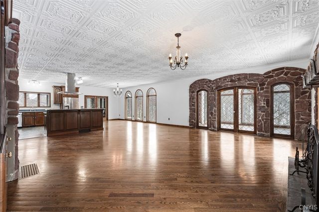 150 Valleygate Drive, Parish, NY 13131