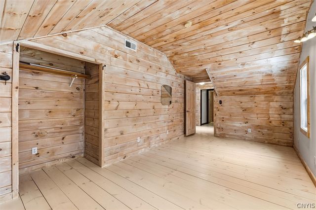 150 Valleygate Drive, Parish, NY 13131