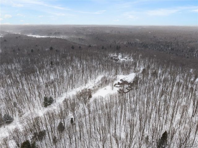 150 Valleygate Drive, Parish, NY 13131