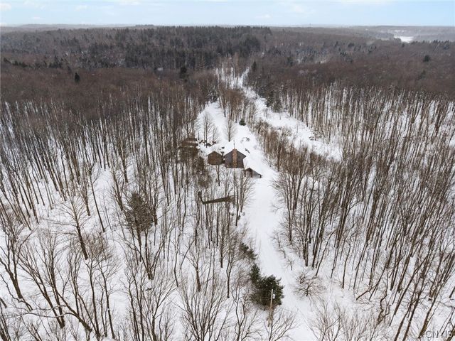 150 Valleygate Drive, Parish, NY 13131