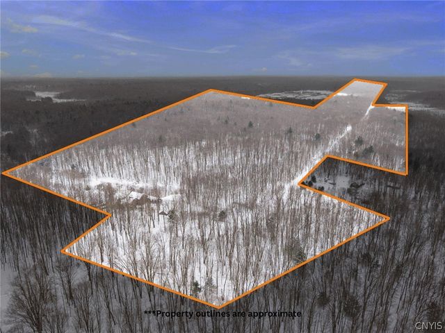 150 Valleygate Drive, Parish, NY 13131