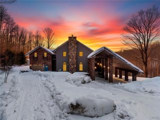 150 Valleygate Drive, Parish, NY 13131