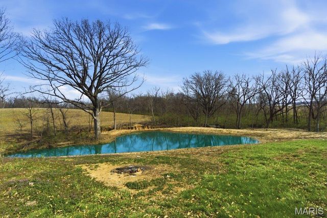 6104 Old Red Bud Road, Waterloo, IL 62298
