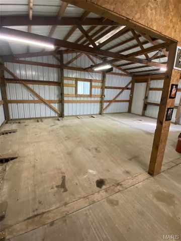 6104 Old Red Bud Road, Waterloo, IL 62298