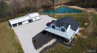 6104 Old Red Bud Road, Waterloo, IL 62298
