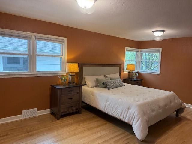 1125 Harvey AVENUE, Brookfield, WI 53005