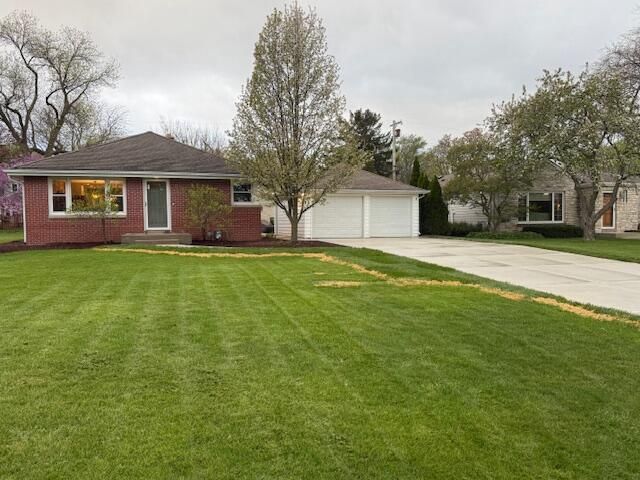 1125 Harvey AVENUE, Brookfield, WI 53005