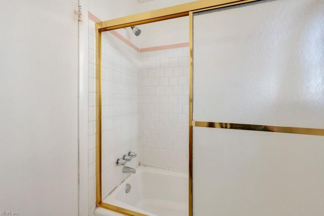 37 N Mallory ST, Hampton, VA 23663