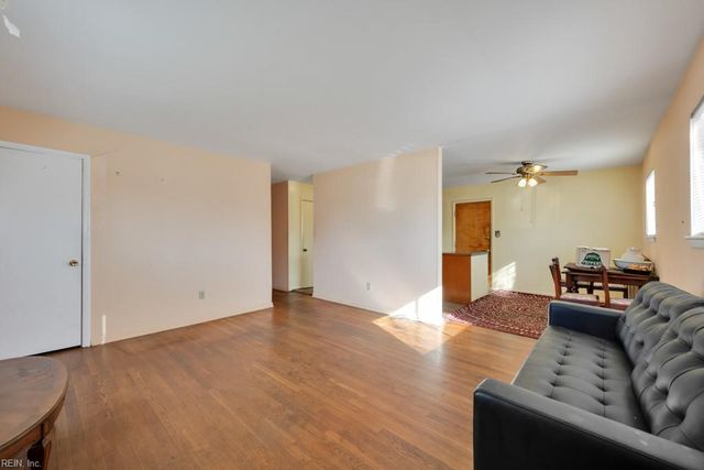 37 N Mallory ST, Hampton, VA 23663