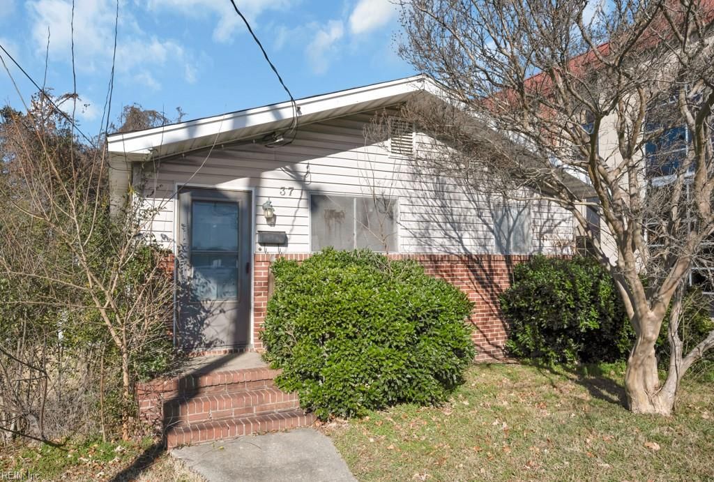 37 N Mallory ST, Hampton, VA 23663