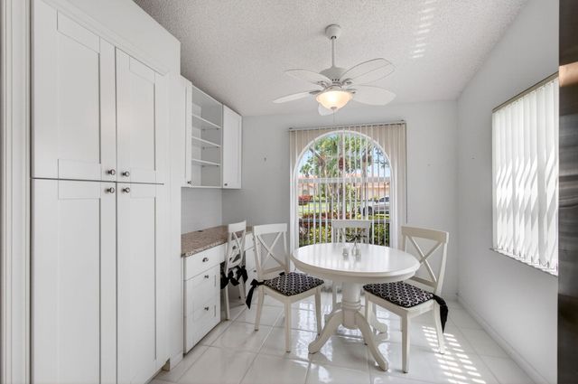 14323 Via Royale 2, Delray Beach, FL 33446