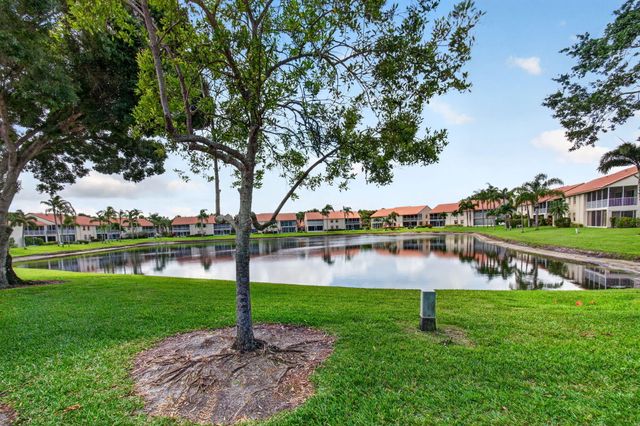 14323 Via Royale 2, Delray Beach, FL 33446