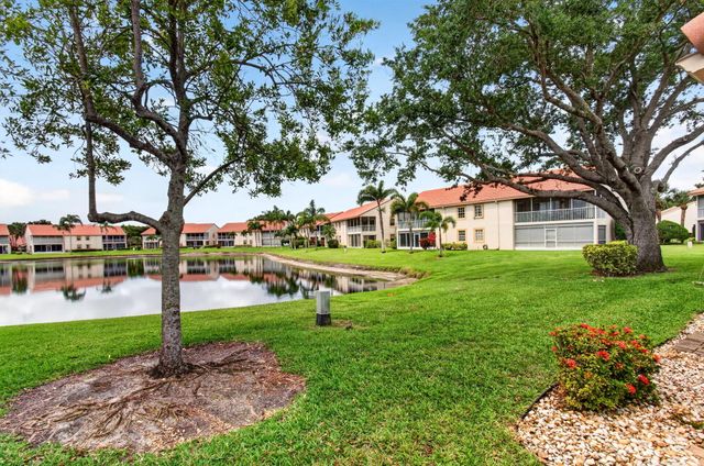 14323 Via Royale 2, Delray Beach, FL 33446