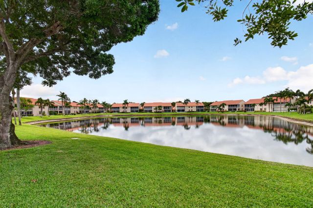 14323 Via Royale 2, Delray Beach, FL 33446