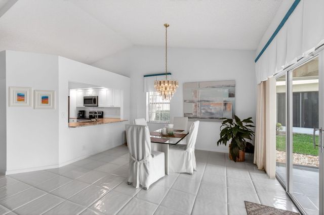 14323 Via Royale 2, Delray Beach, FL 33446