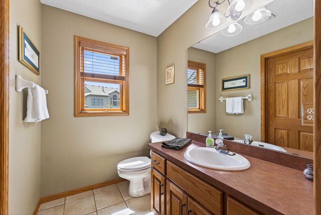 1135 S Trappers Crossing, Lino Lakes, MN 55038