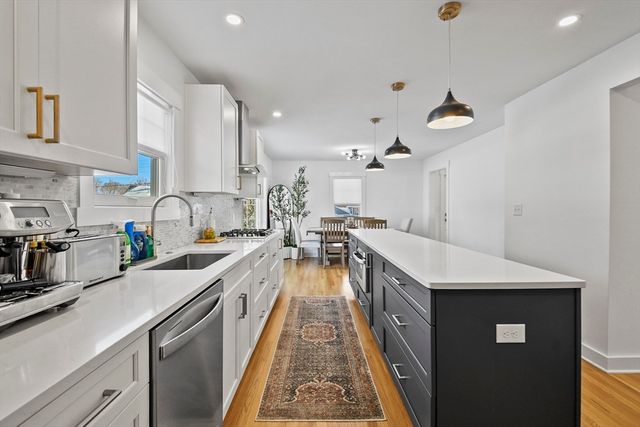 9 Park Street, Shrewsbury, MA 01545