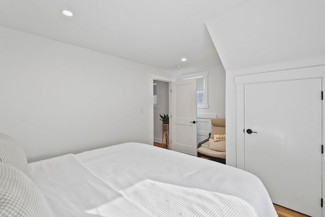 9 Park Street, Shrewsbury, MA 01545