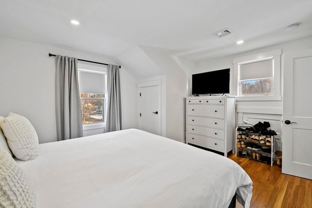 9 Park Street, Shrewsbury, MA 01545