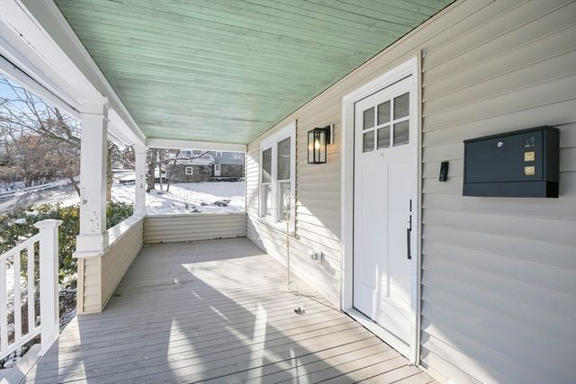 9 Park Street, Shrewsbury, MA 01545