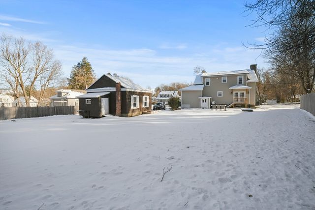 9 Park Street, Shrewsbury, MA 01545