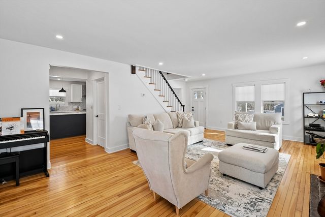 9 Park Street, Shrewsbury, MA 01545