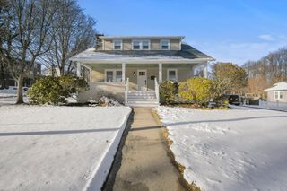 9 Park Street, Shrewsbury, MA 01545